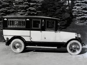 Cunningham Motor Ambulance Style 68A 1919 года